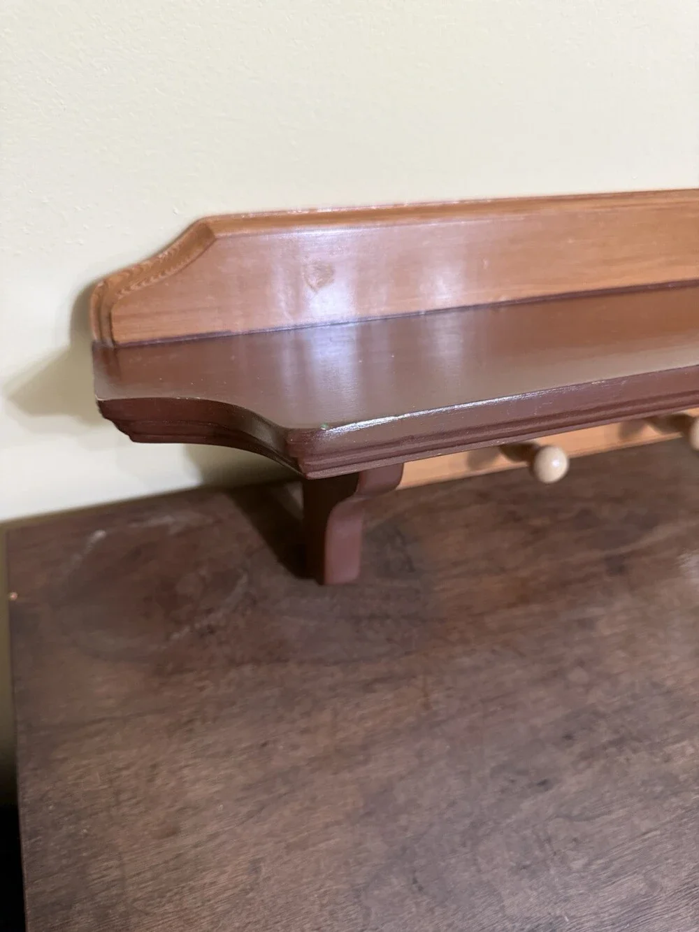 Vintage Wood Wall Shelf Plate Ledge 2 Peg Hooks Two-Tone Country Farmhouse 19